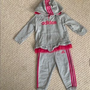 Adidas sweatsuit